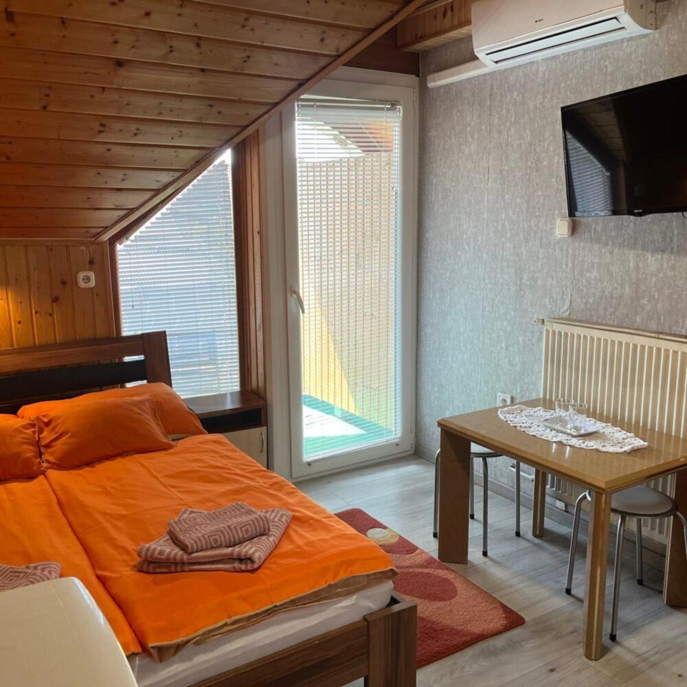 SzigetvárLenzl'S Panzio住宿加早餐旅馆 外观 照片
