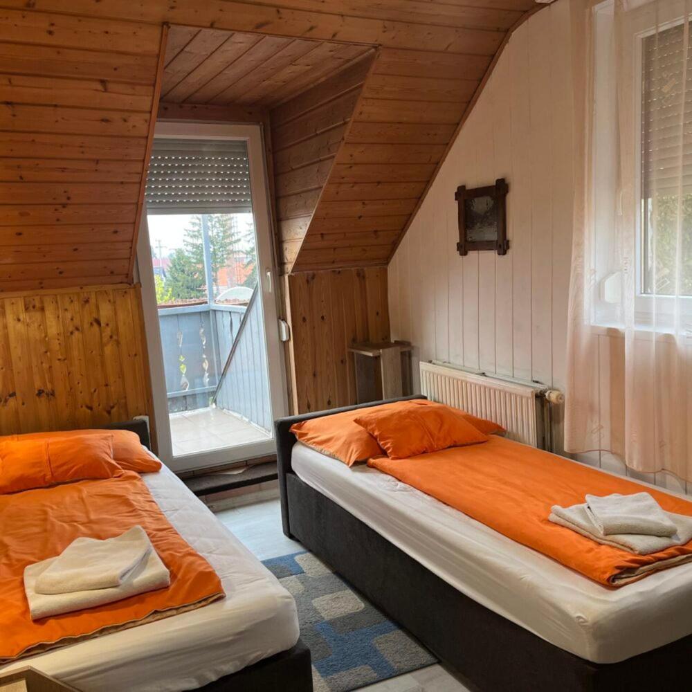 SzigetvárLenzl'S Panzio住宿加早餐旅馆 外观 照片